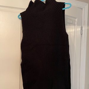 Gorgeous Wilfred 100% Wool High-Neck, Long Sleeveless Sweater